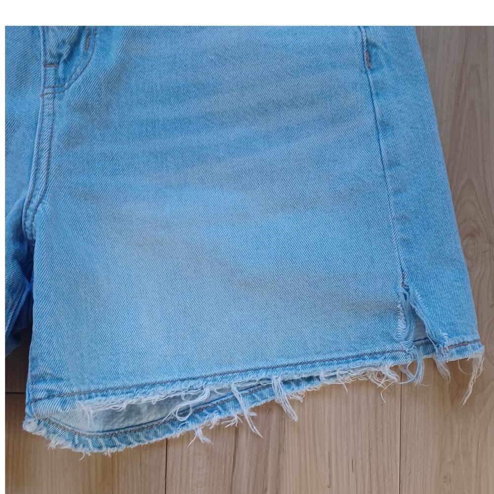 AE Dreamy Drape Highest Rise Baggy Shorts Light Wash 4 - Picture 9 of 15